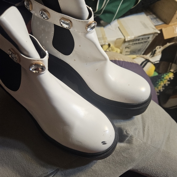 Women's Platform 3/4 White Fashion Ankle boot with Faux Stones - Picture 7 of 15